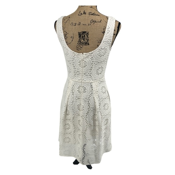 ADRIANNA PAPELL Ivory Sz 6 Crochet Lace A Line Sleeveless Knee‎ Length Dress - Picture 5 of 11